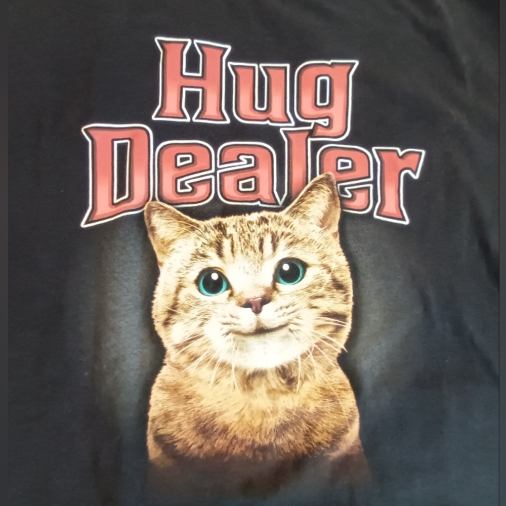 𝙀𝙐𝘾_𝑯𝒖𝒈 𝑫𝒆𝒂𝒍𝒆𝒓 𝑪𝒓𝒆𝒘𝒏𝒆𝒄𝒌 𝑺𝒉𝒊𝒓𝒕 - Picture 2 of 10